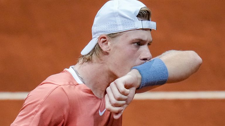 Shapovalov pushed Murray hard in Madrid